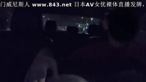 ナイトクラブでのセックス実録！ 簡単3ステップで足の長い女の子を家に連れ込んでコンドームなしでセックスできる！