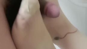 Uma enorme cena obscena 4P em um hotel. Os lábios de sua boceta estavam inchados e ela gemia e gritava!