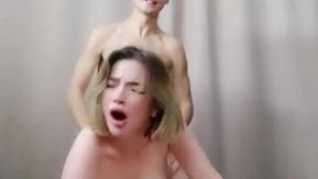巨乳と巨尻のエキゾチックなロシア人美女 2