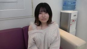 FC2PPV 4129971 ダイヤの原石♡徳島から上京してきたJ/kを卒業してまだ1ヶ月の1.8さ.いみおちゃん♪素朴で垢抜けていない純真無垢なおんな.のこに2回中 出し♡