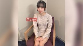 FC2PPV 4343600 * Urgente [Tempo limitado apenas até 31/03] Anjo esbelto e branco puro que tem 18 anos e acabou de se formar na escola ♥ Inserção crua e 2 creampies consecutivos em seu primeiro vídeo de sexo! Ela fica atordoada enquanto uma grande quantidade de ejaculação é ejaculada em sua vagina por uma linda bucetinha raspada com uma linda cintura!