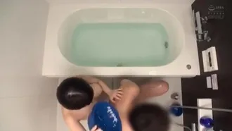 grand frère. Souhaitez-vous prendre un bain ensemble pour la première fois depuis plusieurs années ? En fait, j'ai essayé d'apparaître dans un AV, Ryo Ishibara.