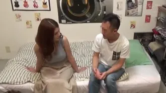 引進成熟女人！ 玩弄別人雞巴的已婚婦女 - 關於偷窺文檔的一切〜巨乳、高大成熟女性和整潔成熟女性的中出〜Satomi，H罩杯，年齡，曬黑，身高