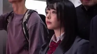 Yuna Ogura Conquers and molests a beautiful girl commuting to school on a crowded train