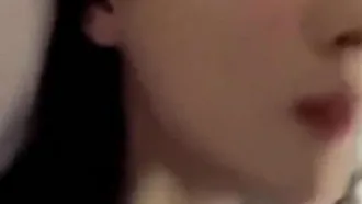 [Incidente de exposição na Internet] Post bar kawaii morango garota e namorado tatuado vídeo de selfie de sexo apaixonado vazou garota macia falando bobagem em alta definição 720P original sem marca d'água