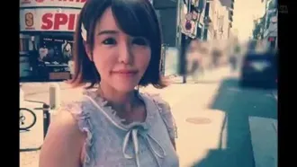 Apparizione AV d'emergenza: la donna Y#utuber di Osaka si toglie i vestiti! È una piccola diavoletta super temuta, ma è sorprendentemente seria. È carino. Seni della coppa Rocket H Tsukino Nonomiya