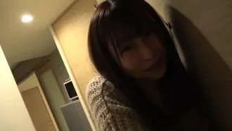 Ein Übernachtungsdokument im Haus eines Mädchens. Ani-otakus reine Göttin Tsumugi Naritas Haus für eine Nacht ohne Gummiband, das Gefühl wie ein Freund, Tsumugi Narita