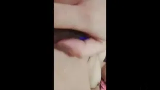 Hu Xting não conseguiu pagar o dinheiro que devia, então ela teve que pagar a dívida nua ~ Ela tirou selfies de vídeos pornográficos e os usou como garantia para seus credores ~