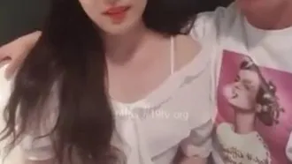 [South Korea] Invited my girlfriend to live broadcast ~ If she disagreed, she would lift up her clothes and expose her breasts to apologize!!