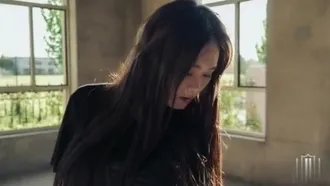 Das junge Model Ma Huijie nutzt ihre Brüste zum Kämpfen