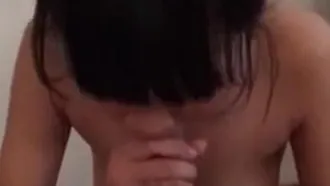 The girl's blowjob skills were so raw that she immediately rinsed her mouth after the blowjob!