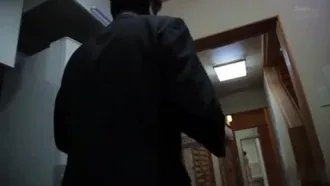 [Japão] A versão destrutiva de AV de Aizawa Jun!! Dois homens se fodem violentamente ~ Cada tiro será na cara!!