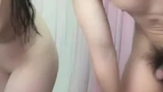 Little cute platform (formerly kawaii) beautiful beauty anchor FH Xishui has a paid sex show. The beauty's pussy is hairless and pink, very attractive