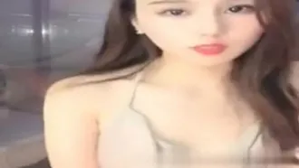 The best beauty anchor, the angry goddess Han Shuishui, masturbates and squirts in the shower