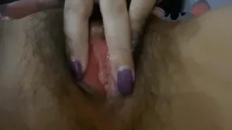 Una giovane modella dalla pelle chiara e dal seno grande, diplomata in una scuola d'arte, ha fatto trapelare un video di masturbazione 2~