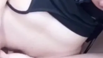 [Chinese anchor leaked] The latest Weibo big-breasted Internet celebrity with small nipples leaked for the first time in a large-scale private video 2. Perfect big breasts and perturbation, playing with breasts and pussy, very beautiful appearance