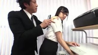 An intern female college student who can perform facial cumshots is presented to you. 2 (Chinese subtitles refined version)