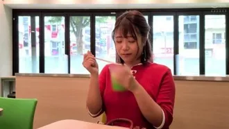 请把你的精子也给我吧♪”与巨乳老师的不纯洁肉体关系