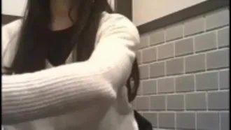 A new external website has leaked a secret video of a beautiful girl sitting on the toilet in a trendy shopping mall. The beauty with sexy pussy and black stockings has her feet worn out by high heels and is wearing a hemostatic patch.