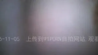 幼齿的大奶妹噜一噜就等不及想进去了