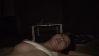 사람의 사랑 딸을 질 내 사정 밤 계속 기어 다니는 악축 아버지의 만행 기록 영상 8시간