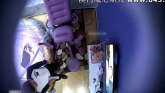 Telecamera candida a 360 gradi, scopata sulla sedia di una sala d'armi professionale, la donna ha detto di non penetrare così in profondità