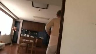 Azusa Nagasawa konnte die großen Brüste und den reifen Körper meines Stiefkindes nicht ertragen, also nahm ich das ernst.