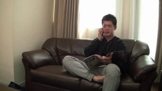 引っ越しの挨拶に来た私をお隣さんはデリヘル嬢と勘違いして部屋に入れてくれました