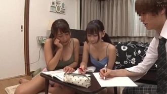 HUNTA-692 『あんっ！お義姉ちゃん気持ちいい！』妹の体をエッチな義姉が開発しているのを見てしまったボク。ボクの妹と義姉はいつも一緒にお風呂に入る&hellip;