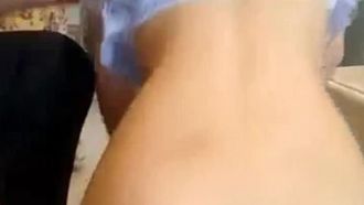 [국내드라마] 헐벗은 옷을 입고 있는 가정부가 남자주인에게 성추행을 당했다.