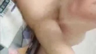 【白虎小逼】出租屋搞白虎小妹像吃了春藥