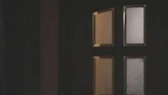 Viol [Regarder ma femme se faire violer collectivement] Ma femme a été agressée sexuellement et mon mari a regardé mais il était impuissant. Le mari est actuellement un intrus.