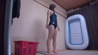 濡れてテカってピッタリ密着 神スク水 南詩乃 可愛い女子のスクール水着姿をじっとりと堪能！着替え盗撮から始まり貧乳から巨乳にパイパン、ハミ毛、ジョリワキ等