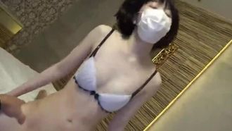 Creampie ☆ Continua - Kana-chan, la ragazza attiva del bar, ☆ Urla mentre il suo culo viene sculacciato e scopato a sangue