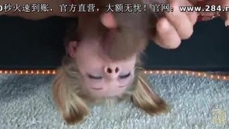 黃金8天堂莉亞羅克西突然！ ！深喉：面試時突然把雞雞塞進女大生嘴裡…