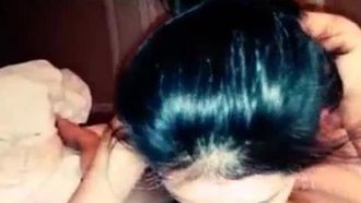 5225-La graziosa amichetta è stata portata in albergo e scopata selvaggiamente dalla sua fidanzata sexy e civettuola