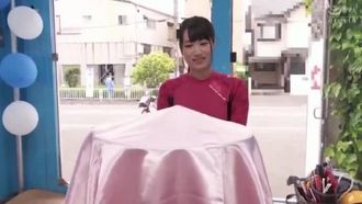 マジックミラー号スナイパー工事現場で働く‘けんせつ女子’を秒速回激ピス・マシンバイブでガン突き！潮を吹いても痙攣しても止まらぬマシーンにガックンガックン
