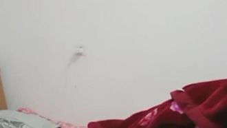 若くはないけどとてもふくよかな女の子がストッキングを履いてセックスパートナーとセックスしています。