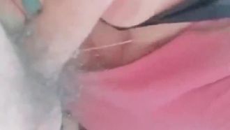 Ye Ziと彼女の親友が男性と結びつき、情熱的なセックスをする