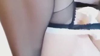 極品美臀美穴女孩直播秀.辦公室直接自慰揉穴.淫水濕潤很