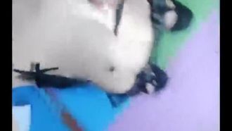 90后辣妈女主播轩轩娇妻90后带着哺乳期的宝宝玩裸聊黑