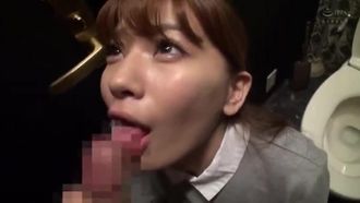 NNPJ-330 Quando l'ho tolto, c'erano delle grandi areole! Haru-chan (21 anni), che frequenta una famosa università, è una troia letteraria che cambia improvvisamente durante il sesso, quindi le ho chiesto di apparire in un AV. Nampa JA