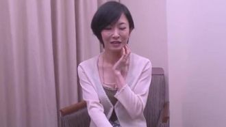 吞下精液的已婚妇女82〜补充精子！ 3种口味对比~shi