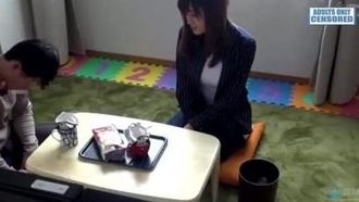 UMSO-184 妻に逃げられバツイチシングルファーザーになったボクにまさかのモテ期！