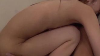 ¡Se siente tan bien sin usar goma! ? Sensibilidad duplicada y creampie sexo crudo por primera vez Ichika Nagano