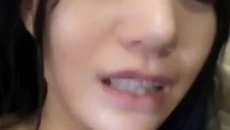 超人气陈丝丝骚逼自慰