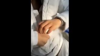 야외 생방송, 전면 노출, 겨울 야외 생방송, 차갑고 재미 있고 음란 한 대화에 수탉이 움츠러 들었습니다.