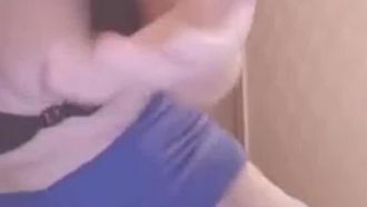 【國產自拍直播】情侶做愛直播女主角真的好淫蕩