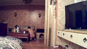 [Inländische offene Dreharbeiten] Offene Dreharbeiten eines reichen Mannes, der in einer Villa alles tun kann, während er der Heldin beim Flötenspielen zuschaut
