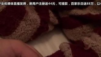 21岁美女初恋被甩酒醉熟睡后被插BB又肥又紧好多水强行插入